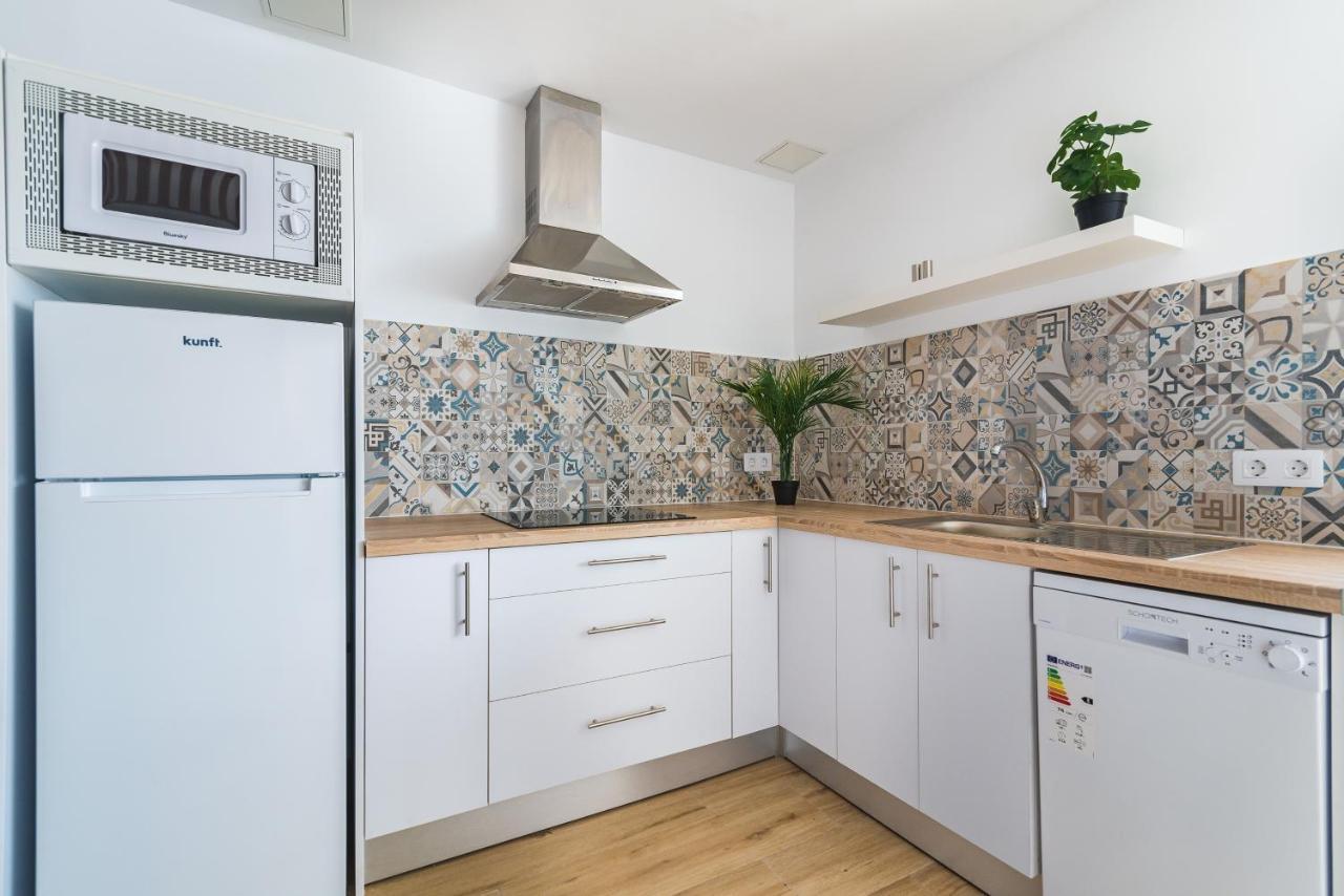 Home2Book Lovely Seaside Apartment Las Canteras لاس بالماس دي غران كاناريا المظهر الخارجي الصورة